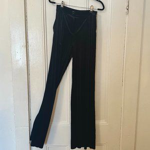 Fashion Nova Black Velvet Wide Leg Stretch Pull up French Style Pants L Tall